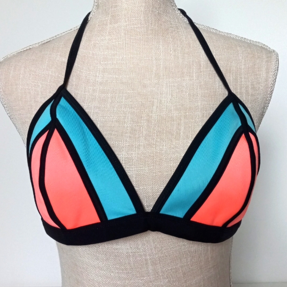 SWIMSUIT TOP COLOR BLOCK